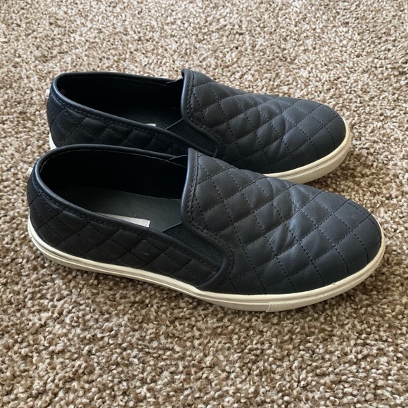 Women’s flats size 7 - Picture 1 of 3